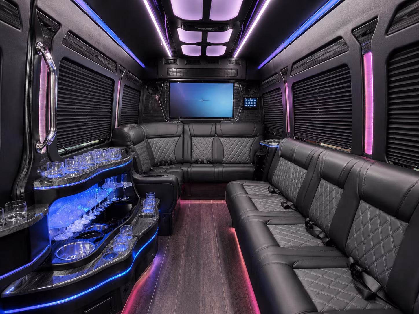 busrentalbristol com connects you to airport transfers between bristol and bradley international
