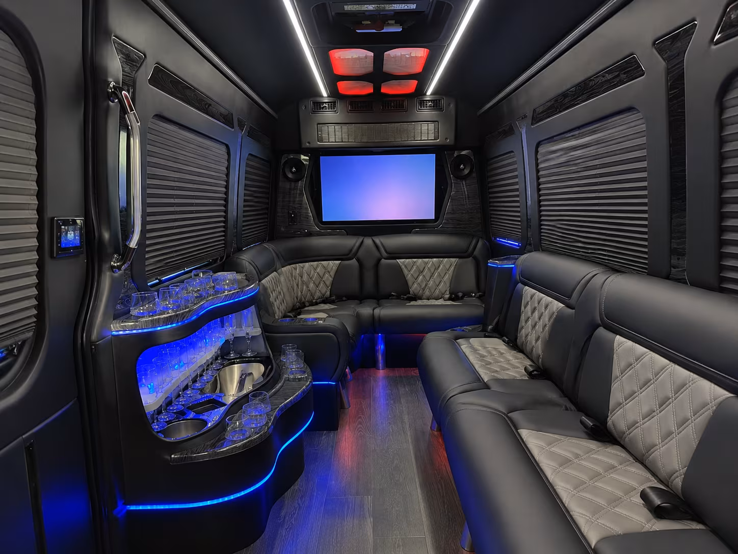 with busrentalbristol com booking airport transfers to bradley international is simple